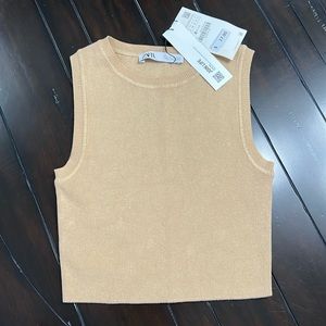 Zara sleeveless cropped sweater. Size S